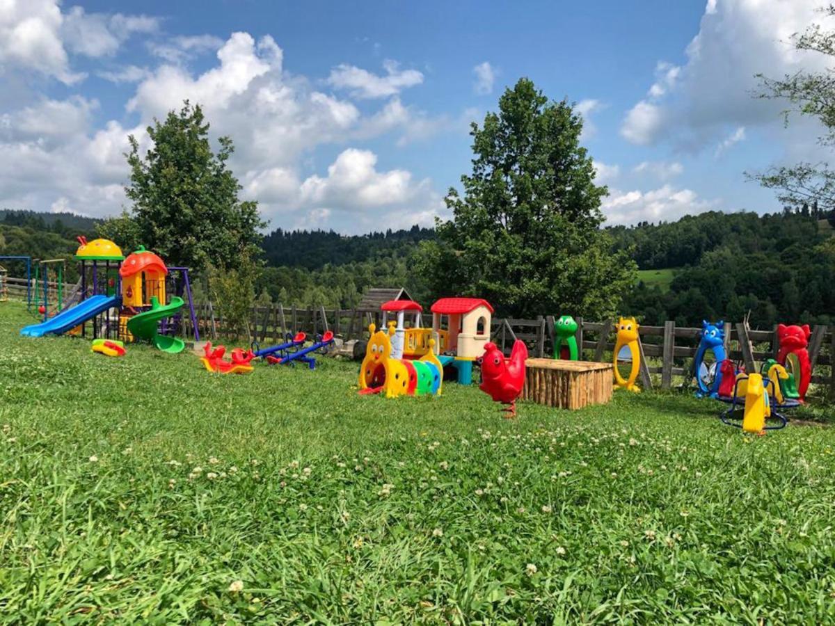 Casa Bradet Affittacamere Întorsura Buzăului Esterno foto